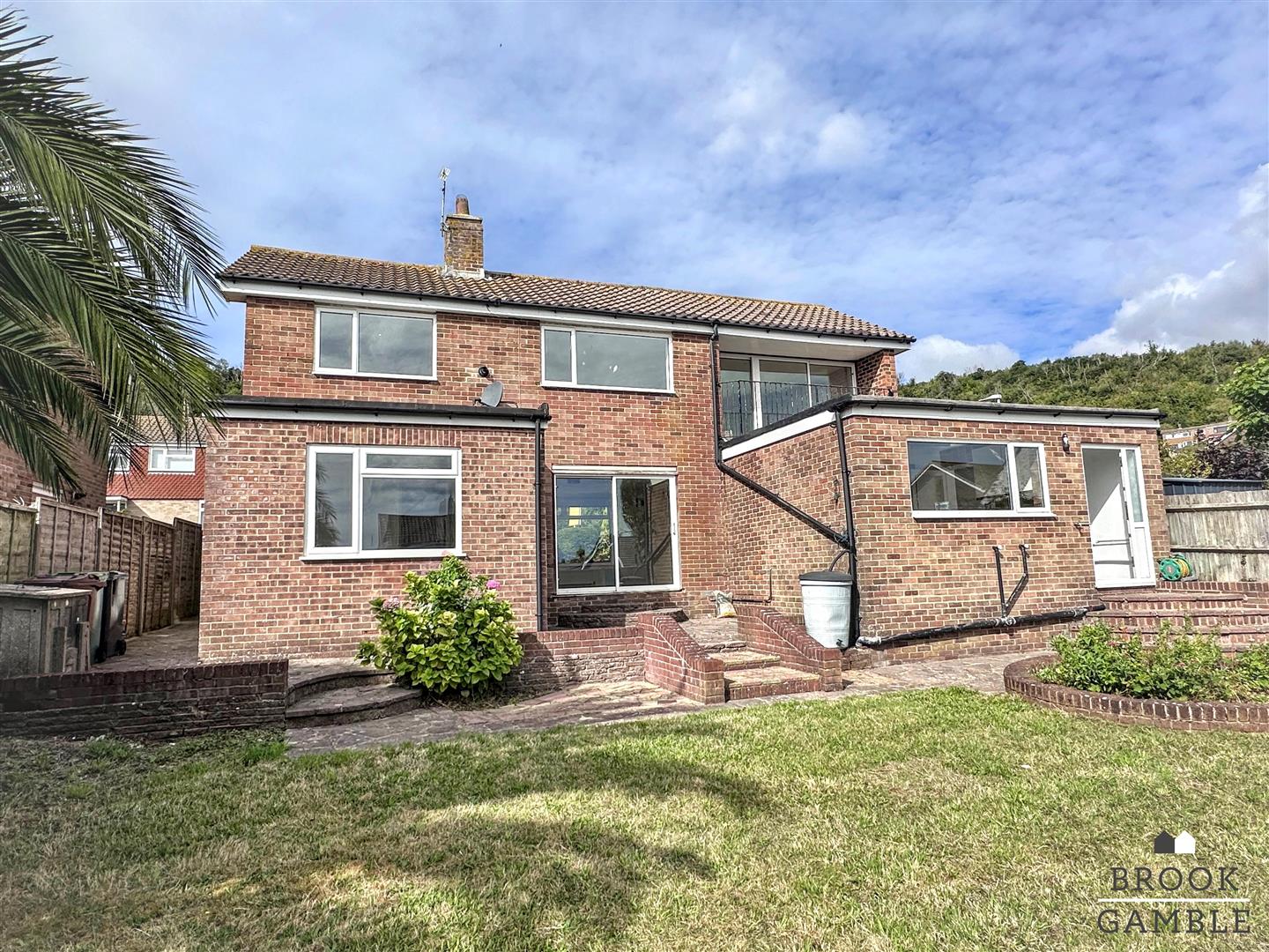 5 Bedroom House - Detached. Bracken Road in Eastbourne,  31